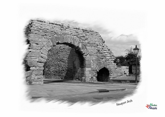 newport_arch-1-2
