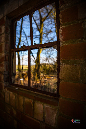 HDR images of Abandoned derelict buildings from around the UK